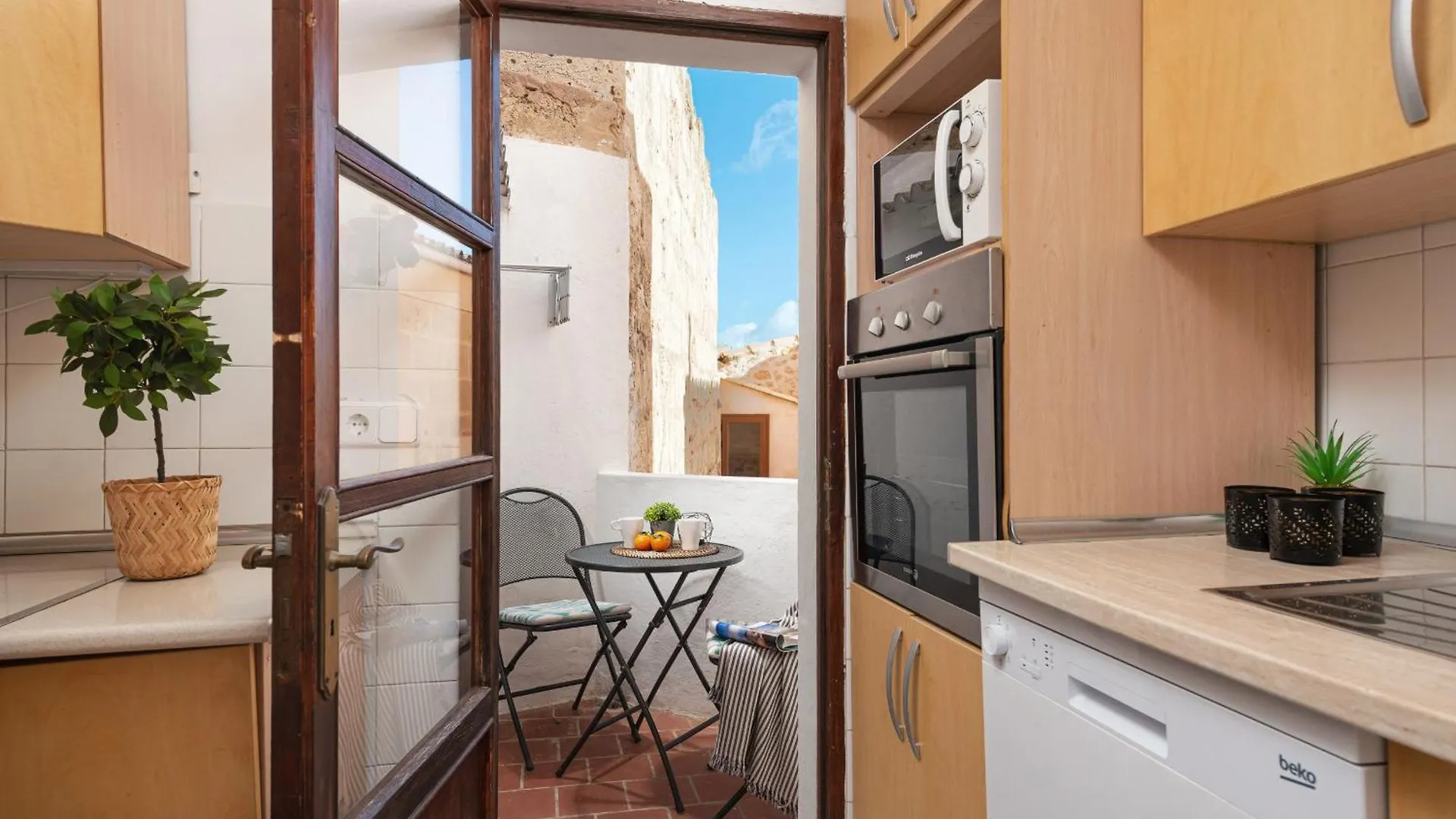 Sunset Apartment Es Celler Alcudia  Hiszpania